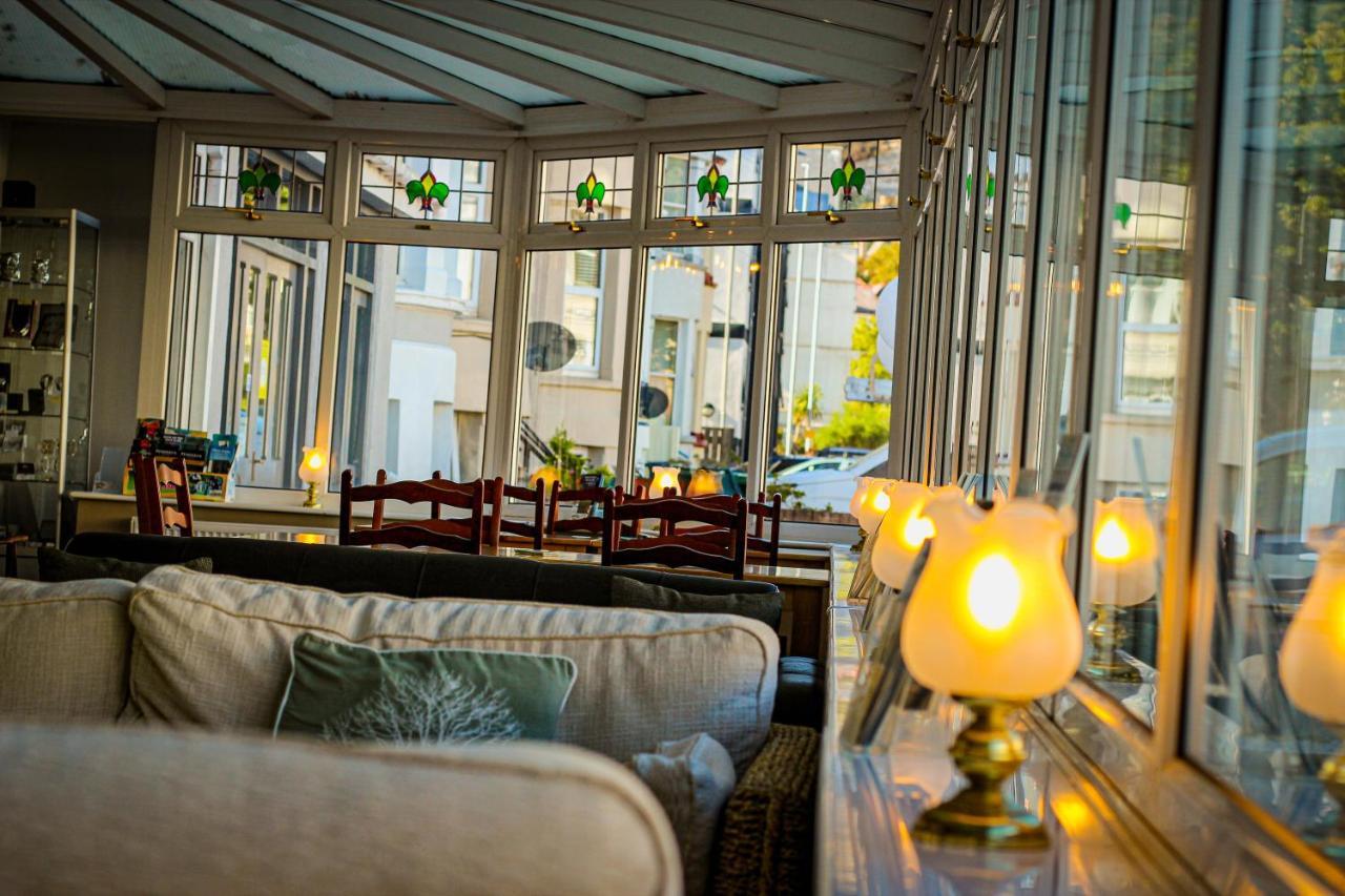 New Loretta Hotel Ландъндо Екстериор снимка